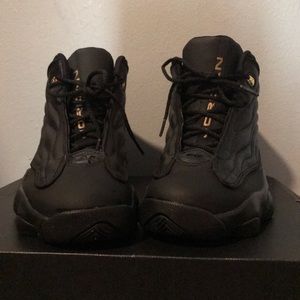 Jordan pro strong bg